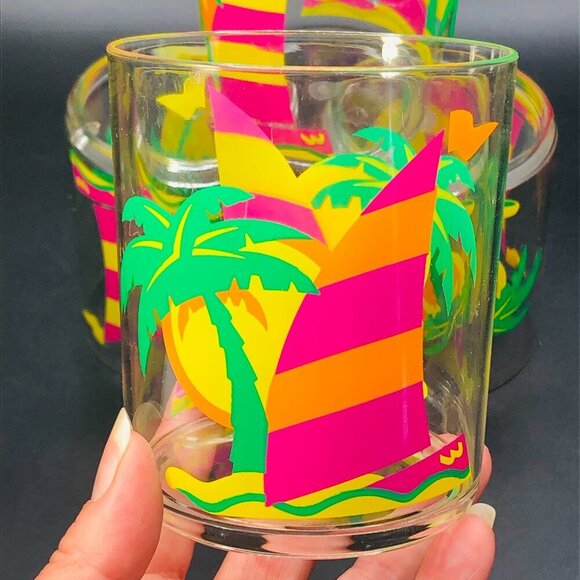 80s Gas station Premium Promo Tropical Sail Boat Plastic Drinking Cup Set of 4 - Picture 8 of 10